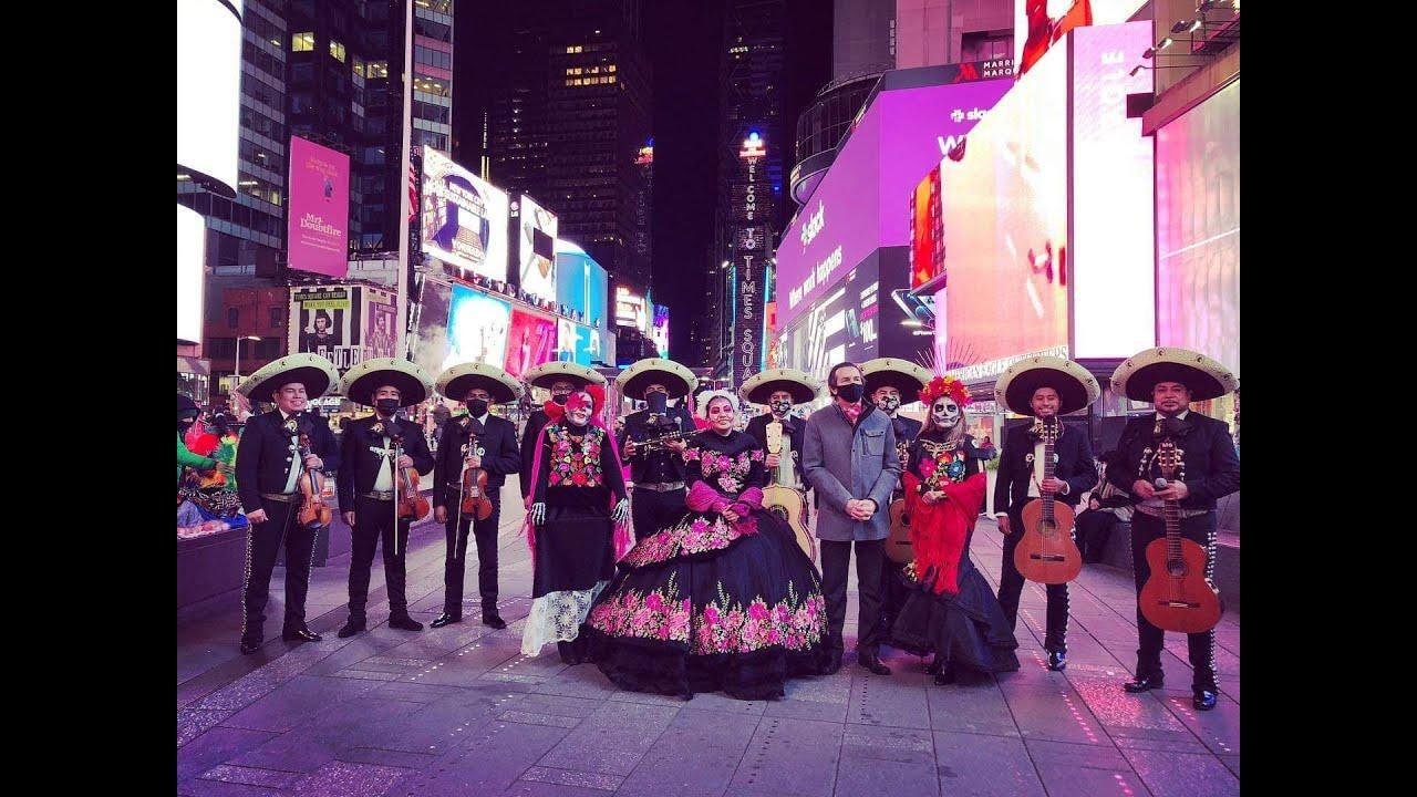 Mariachi International de Alfredo Oliva beautiful luxury NYC background backdrop